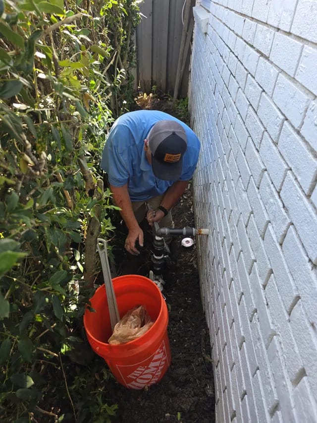 Backflow prevention device
