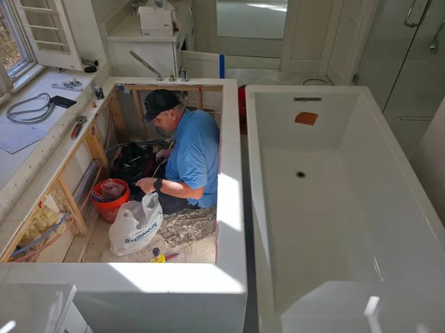 Drain cleaning with snake
