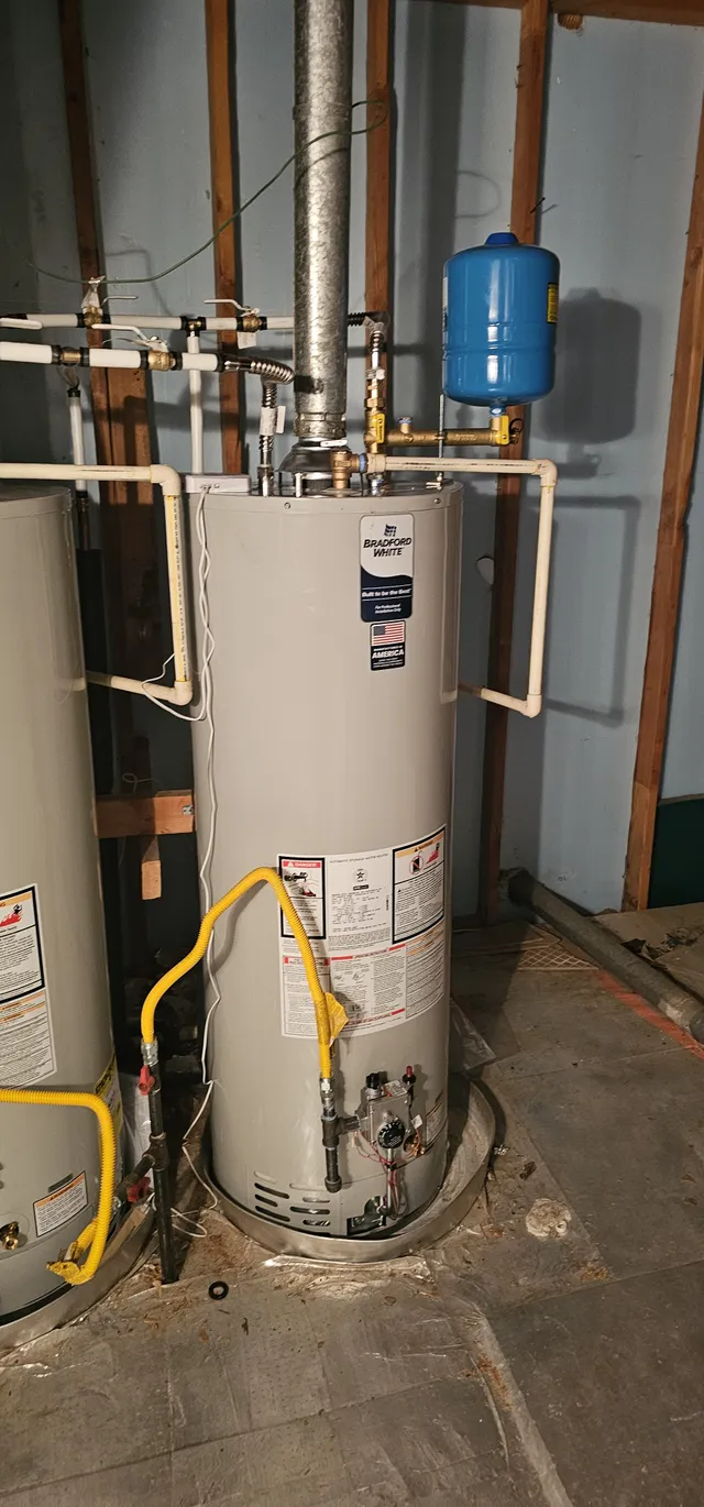 Gas pressure testing equipment